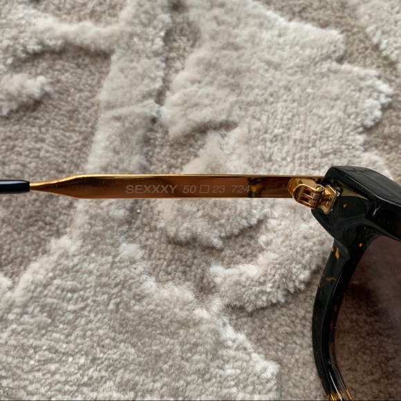 SOLD Thierry Lasry Sexxxy Tortoise Sunglasses - Picture 5 of 6